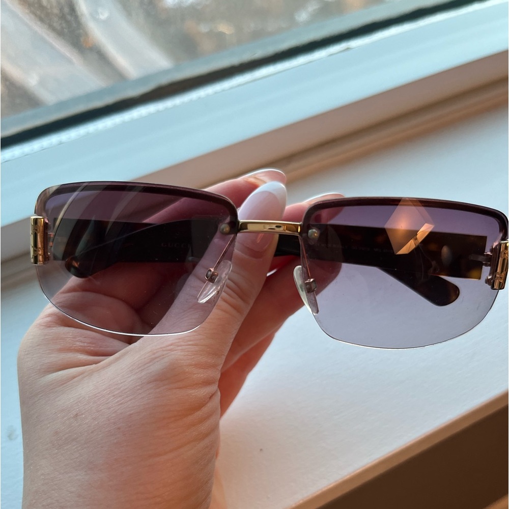 Gucci Brown Logo Sunglasses w/Case